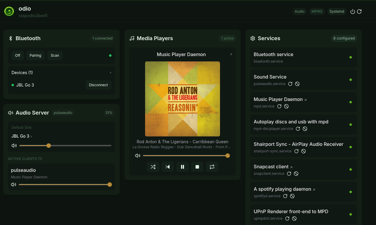 Bluetooth output to a JBL Go 3 speaker, playing a web radio with live track metadata and cover art